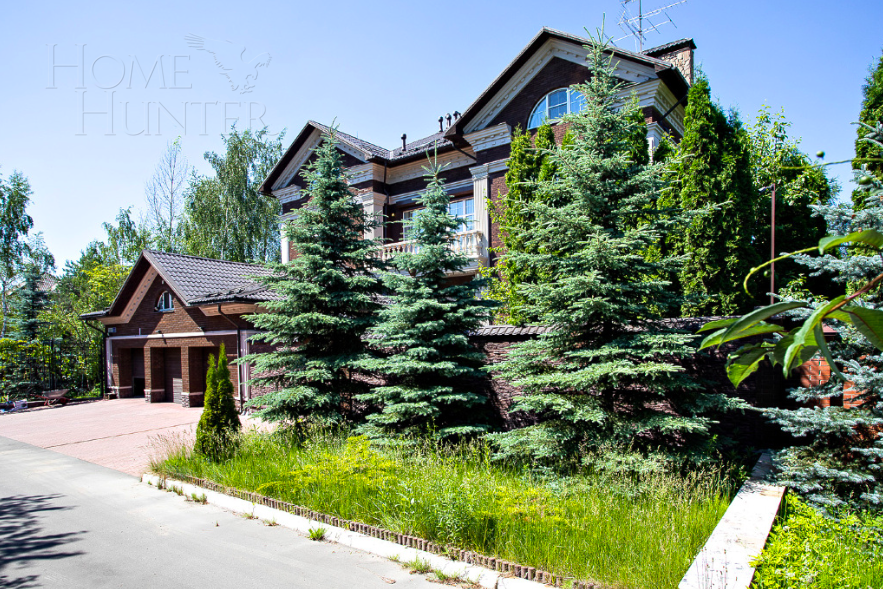 2-этажный коттедж 1 200 м² с отделкой