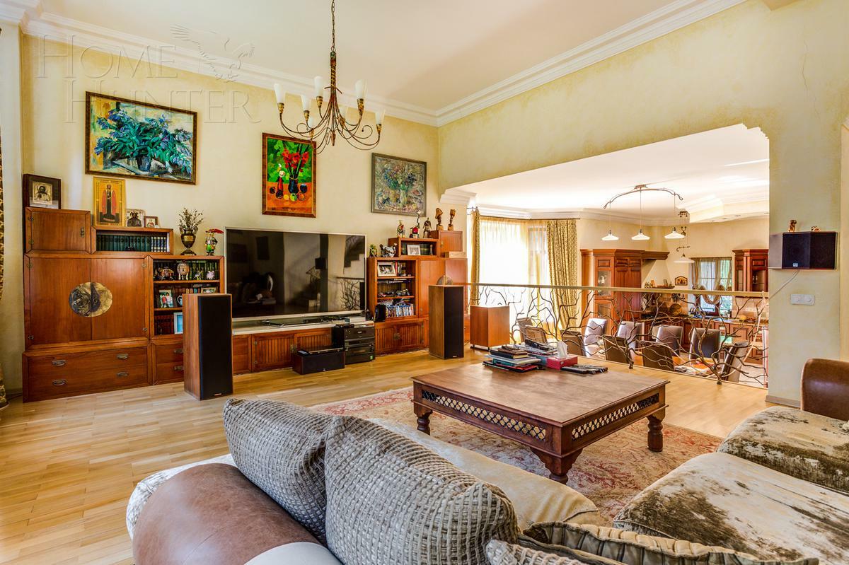 2-этажный коттедж 550 м² с отделкой