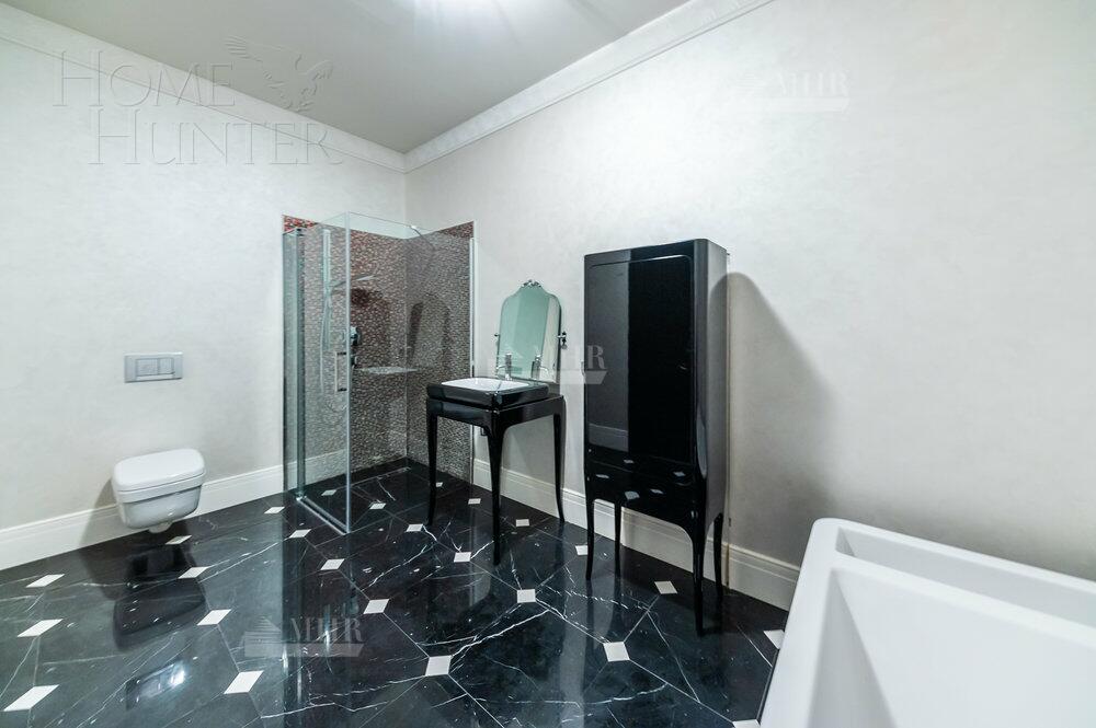 2-этажный коттедж 1 372 м² с отделкой