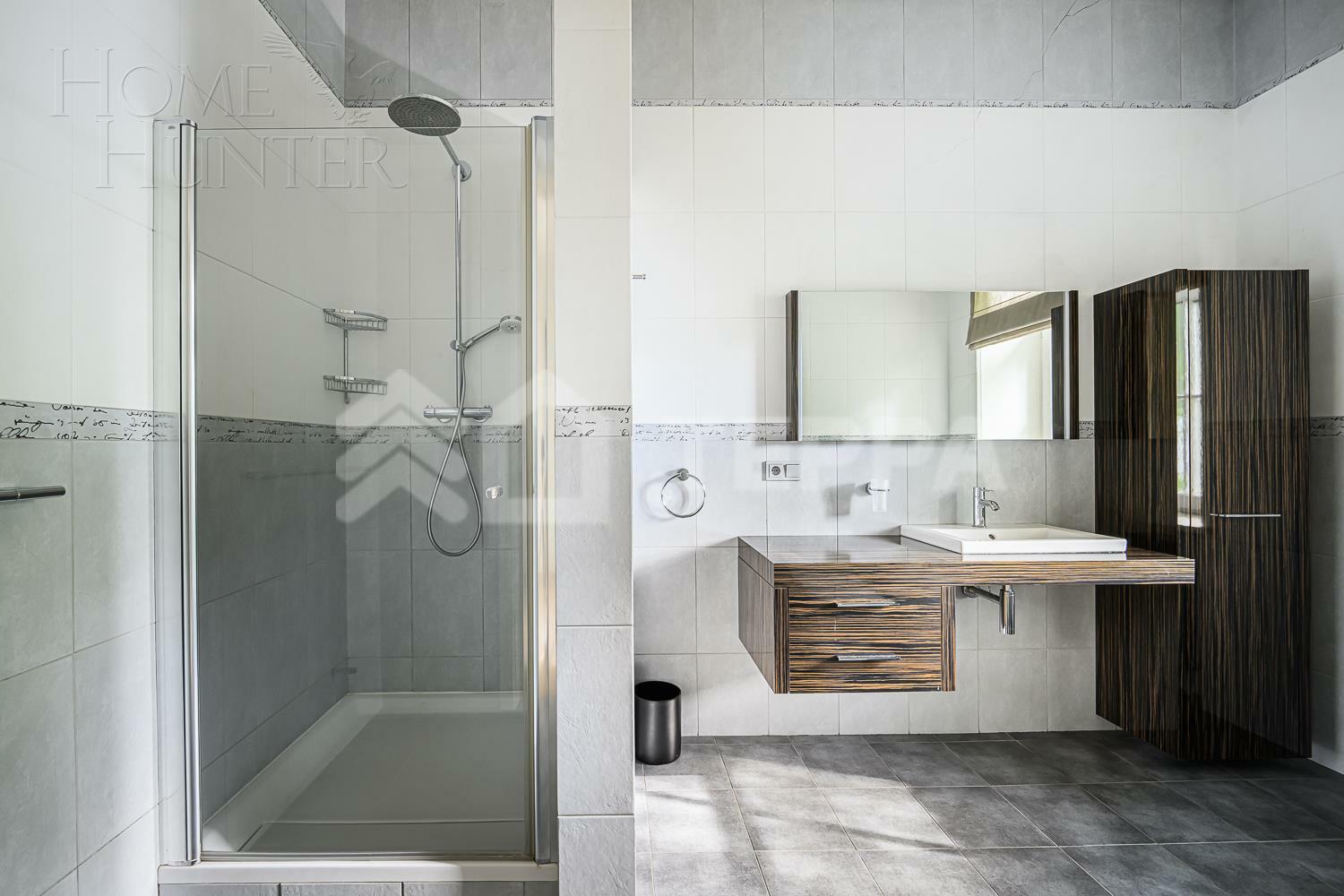 2-этажный коттедж 680 м² с отделкой