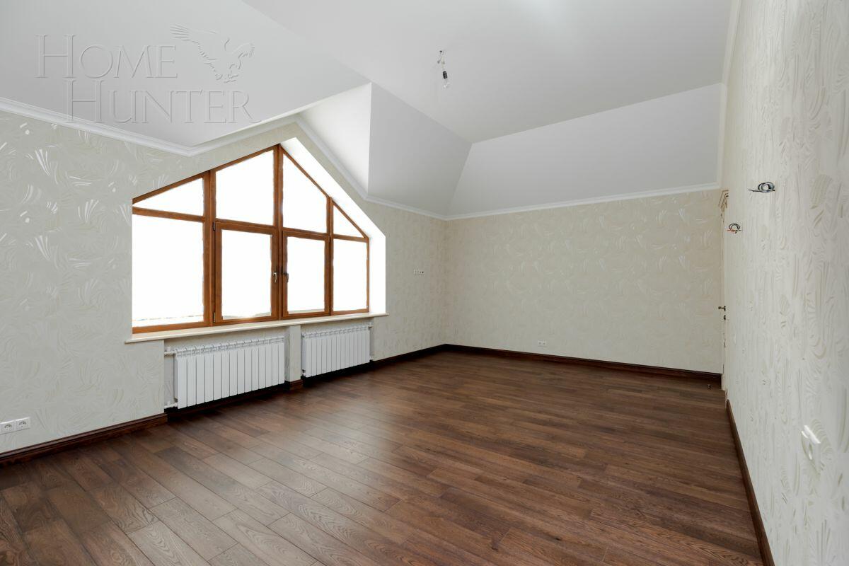 2-этажный коттедж 900 м² с отделкой