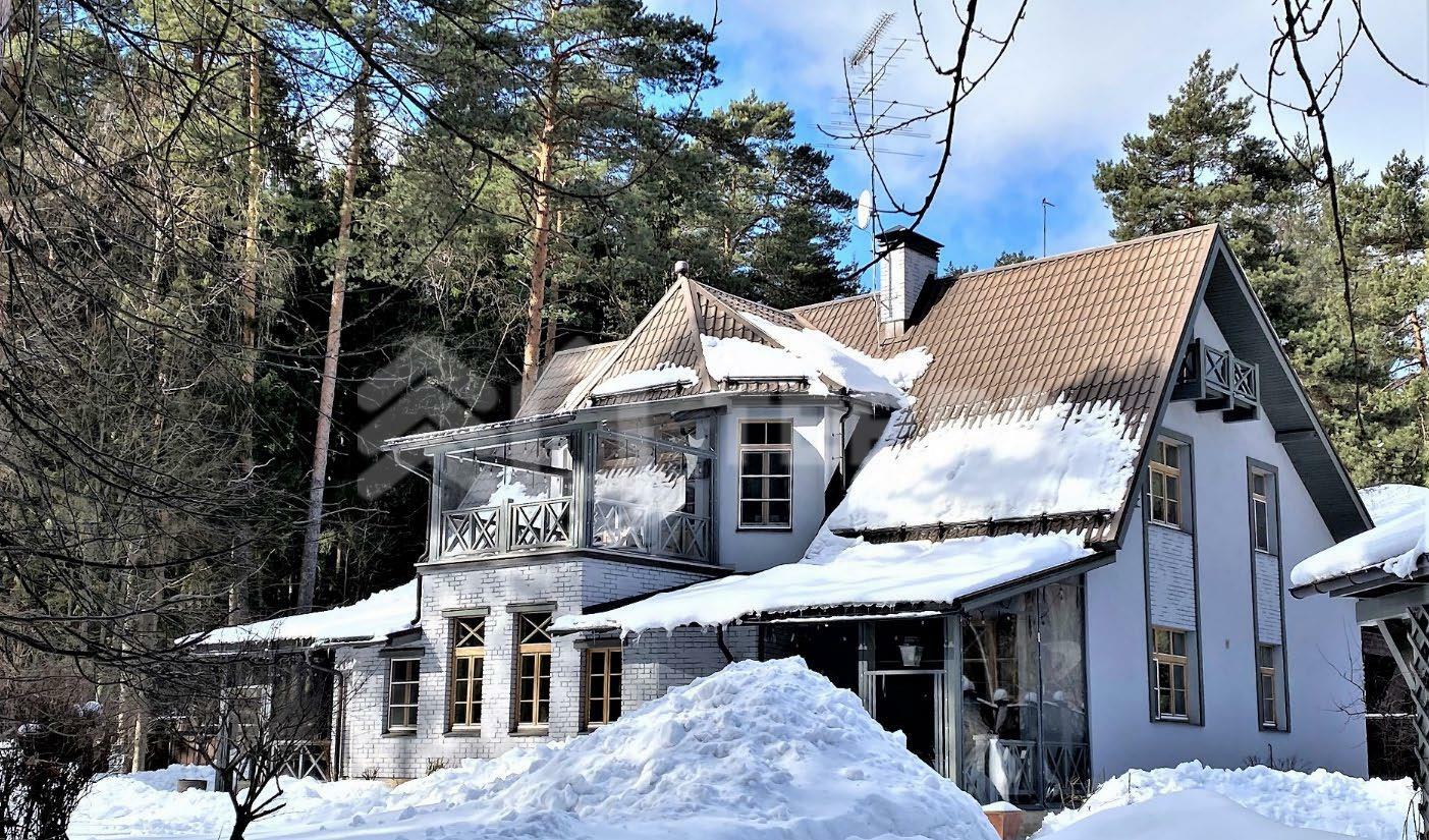 2-этажный коттедж 541 м² с отделкой