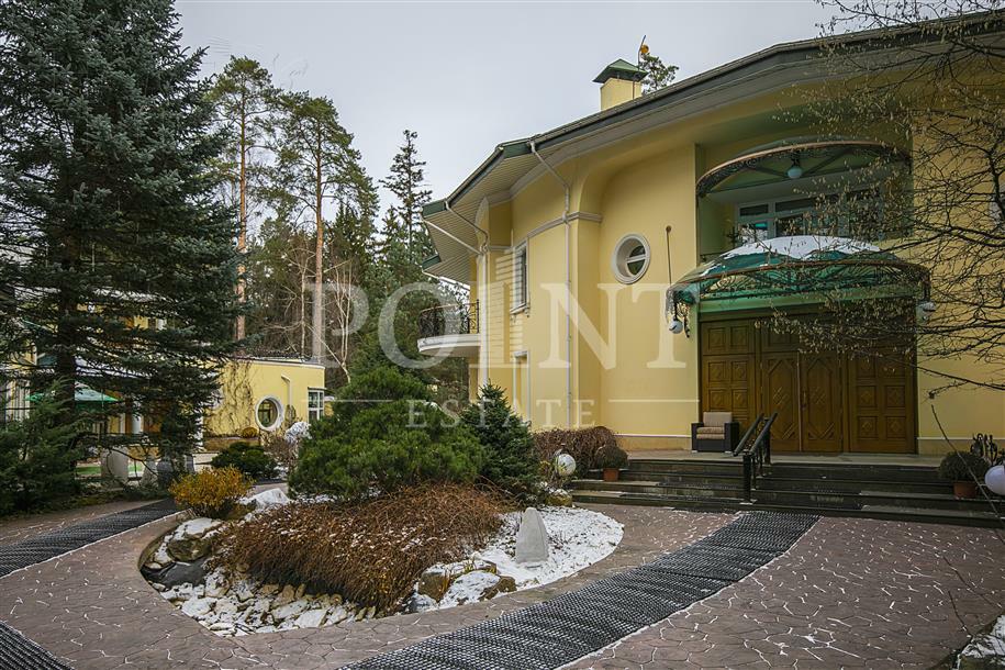 КОТТЕДЖ 1 400 м² с отделкой