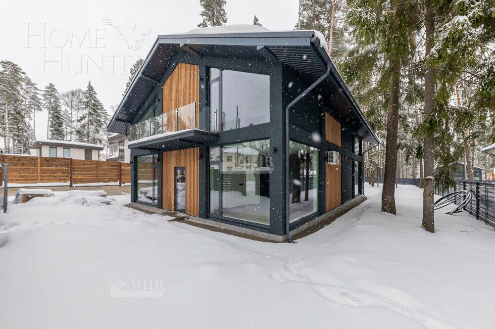 2-этажный коттедж 300 м² без отделки