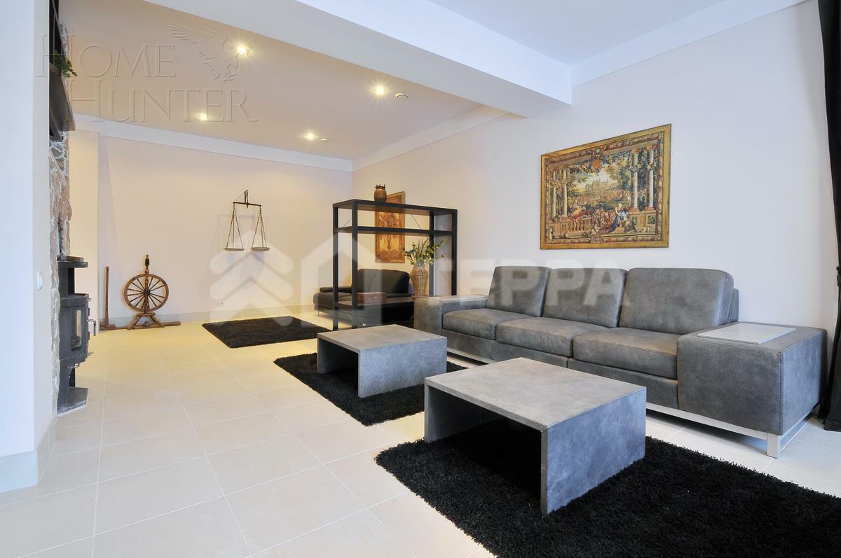 3-этажный коттедж 600 м² с отделкой