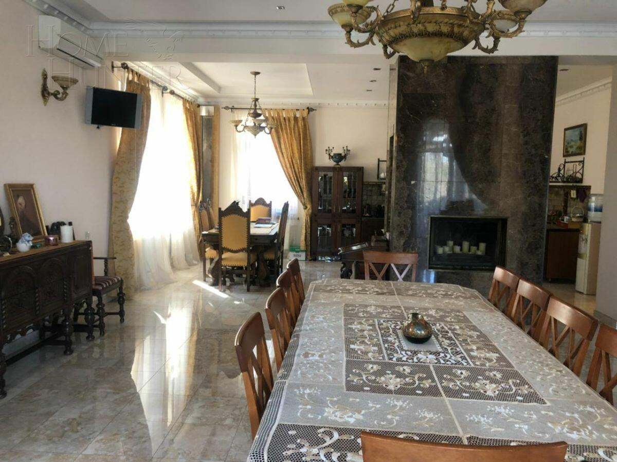 2-этажный коттедж 700 м² с отделкой