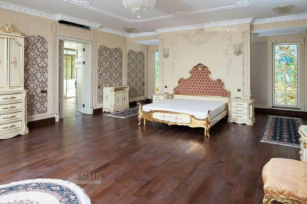 2-этажный коттедж 1 700 м² с отделкой