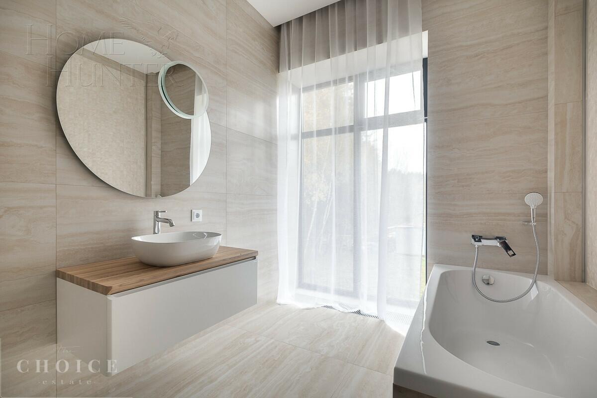 2-этажный коттедж 720 м² с отделкой