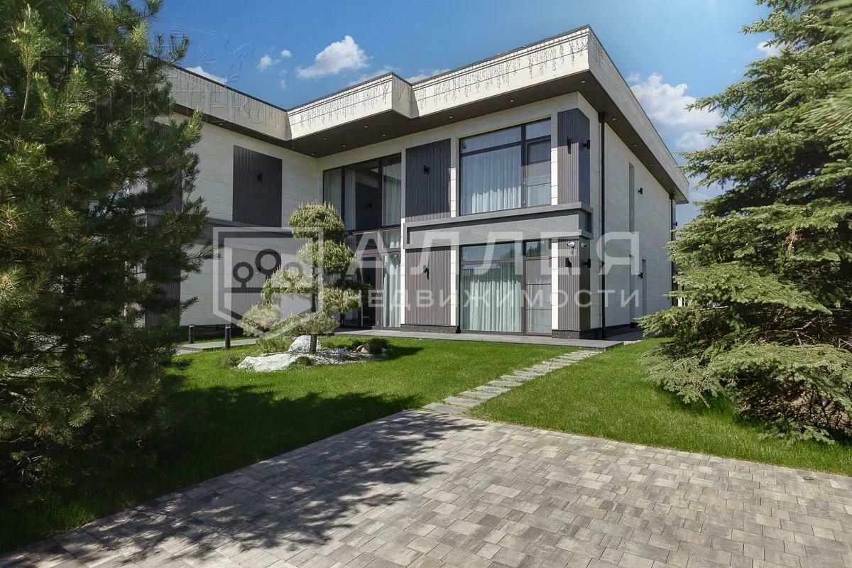 2-этажный коттедж 1 145 м² с отделкой