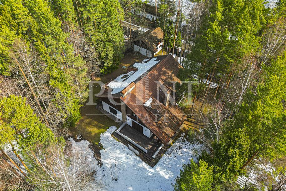 2-этажный коттедж 640 м² без отделки