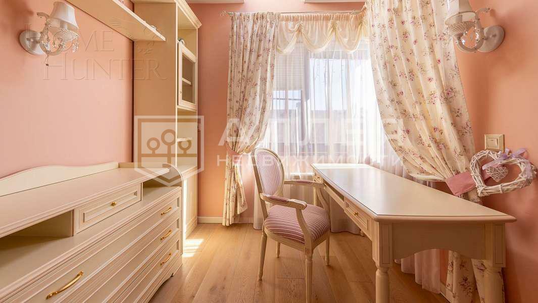 2-этажный таунхаус 300 м² с отделкой