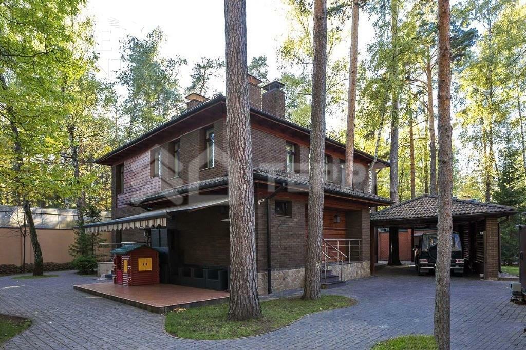 2-этажный коттедж 450 м² с отделкой