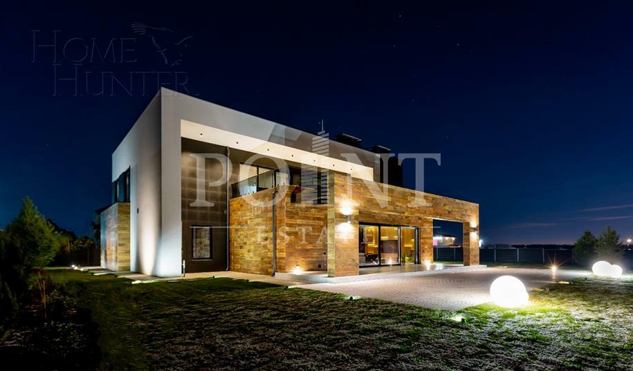 2-этажный коттедж 540 м² с отделкой