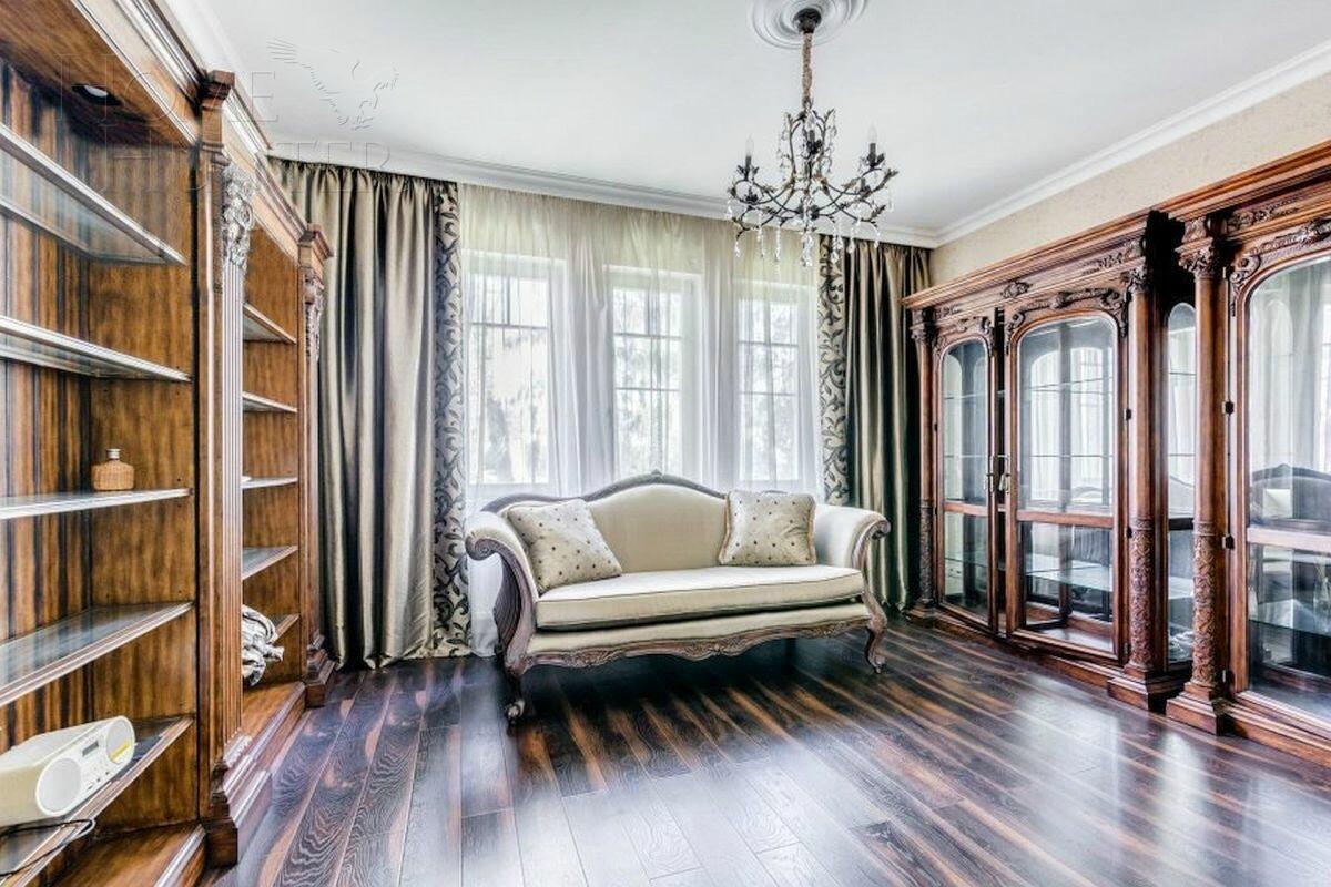 3-этажный коттедж 580 м² с отделкой