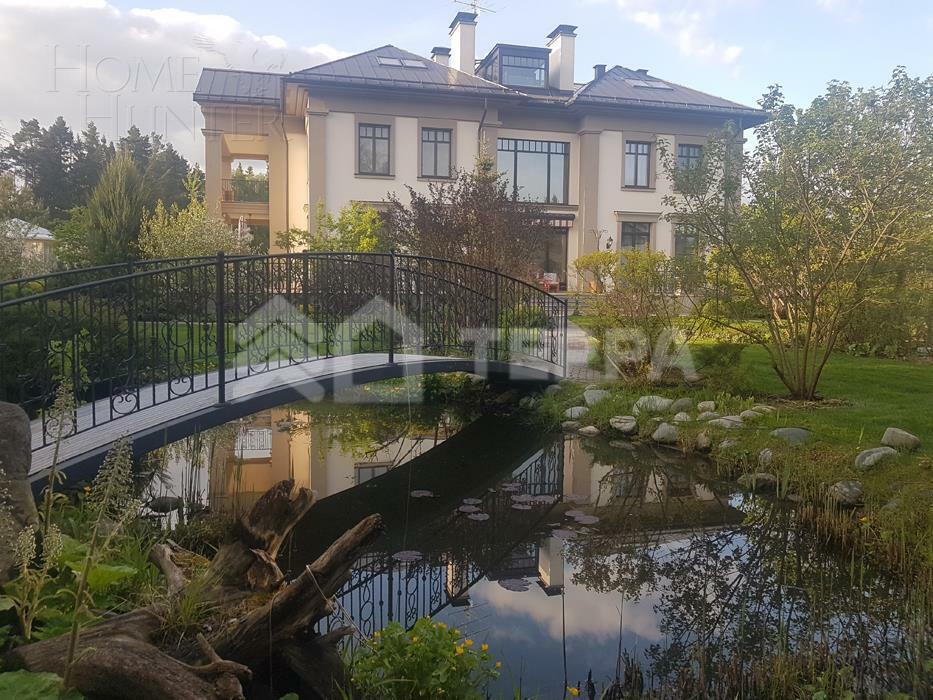 КОТТЕДЖ 972 м² с отделкой