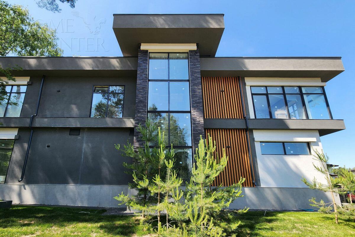 2-этажный коттедж 720 м² с отделкой