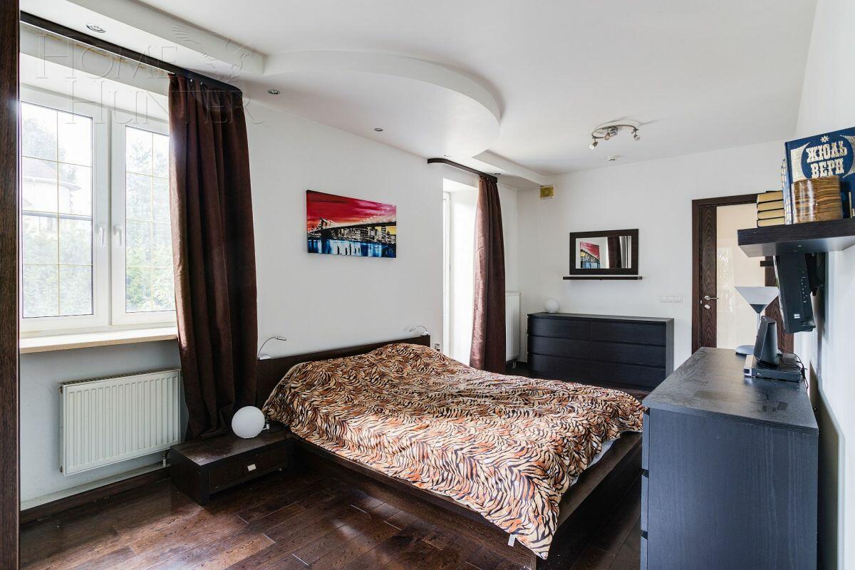 2-этажный коттедж 948 м² с отделкой