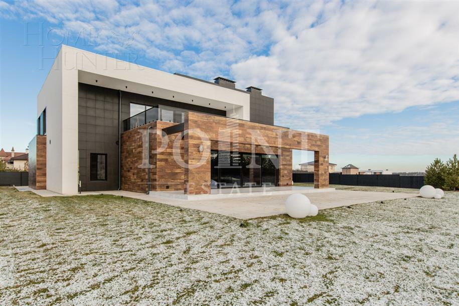 2-этажный коттедж 540 м² с отделкой