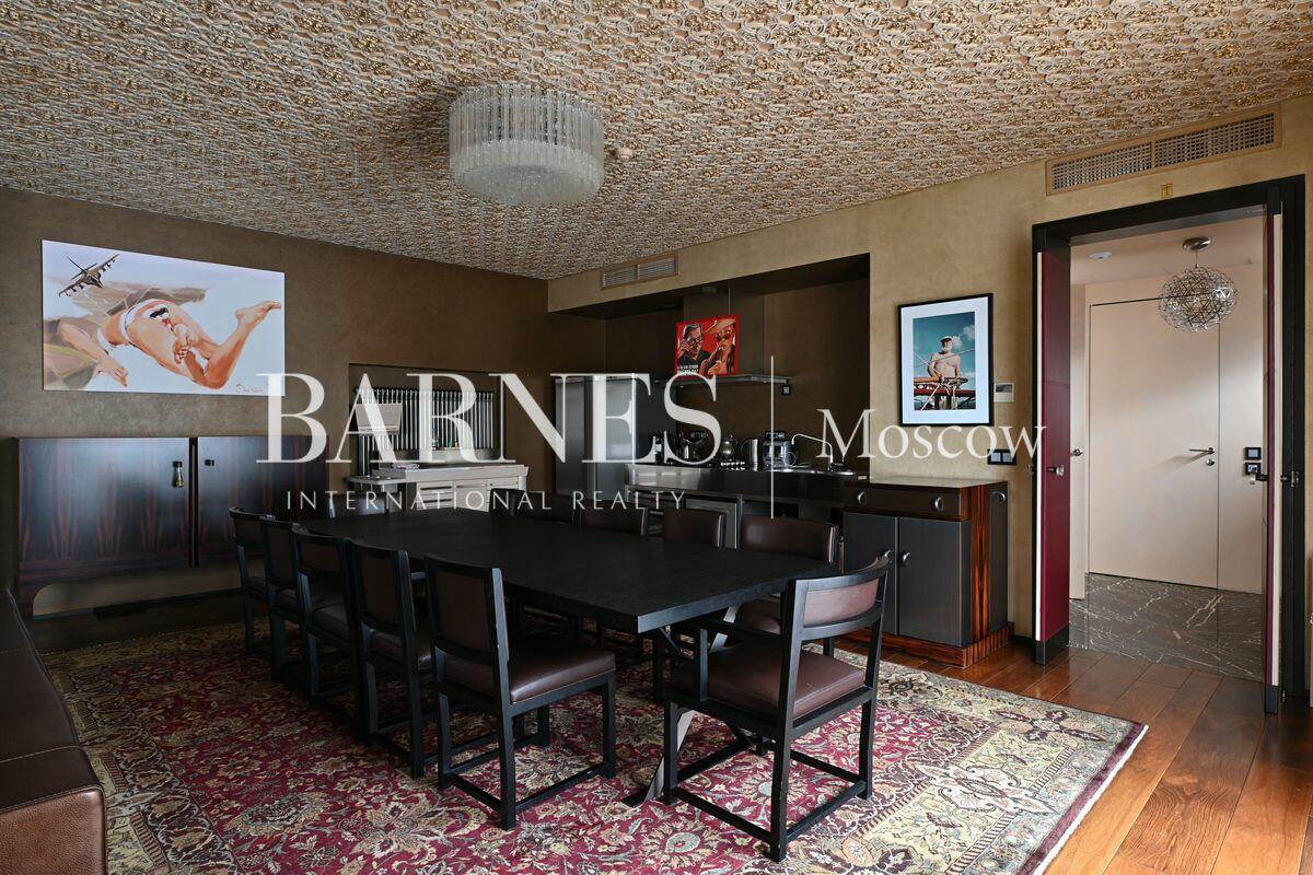 2-этажный коттедж 637 м² с отделкой