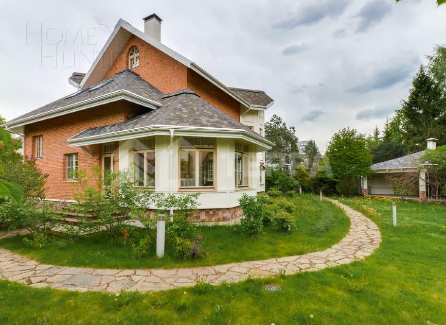 2-этажный коттедж 550 м² с отделкой