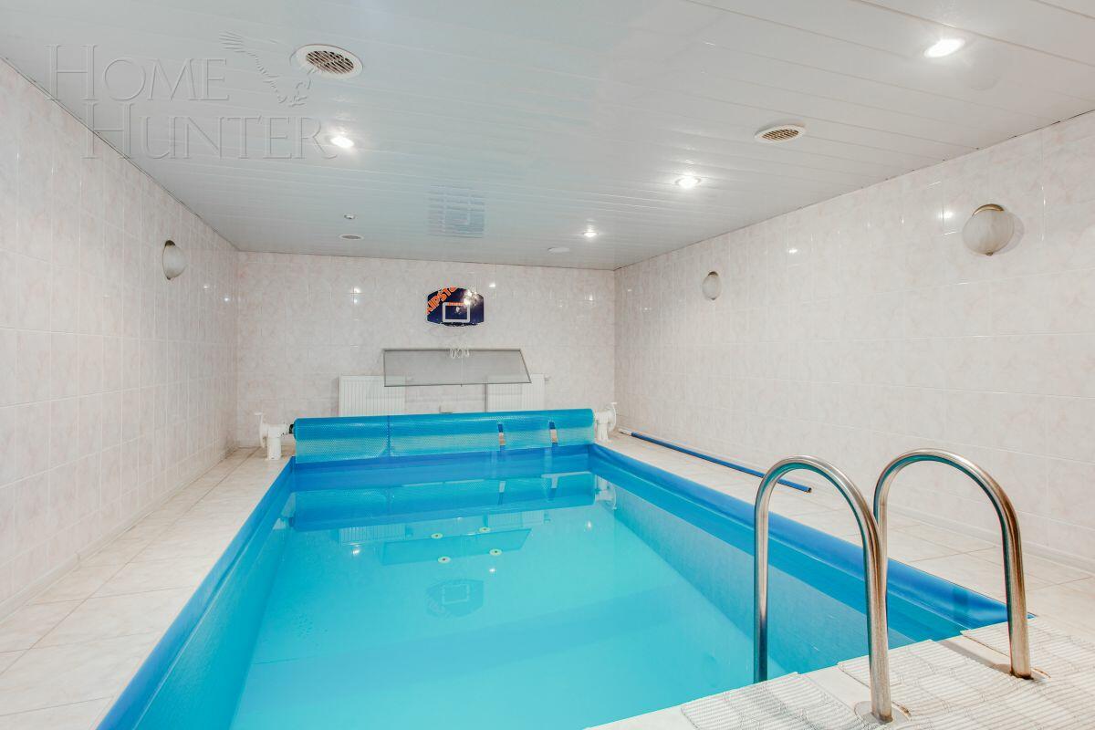 2-этажный коттедж 880 м² с отделкой