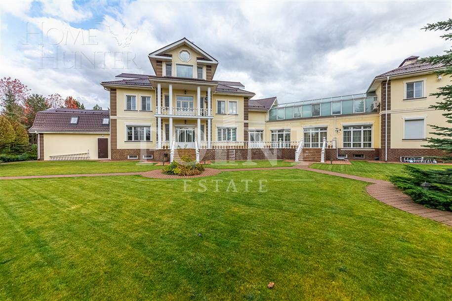 2-этажный коттедж 900 м² с отделкой