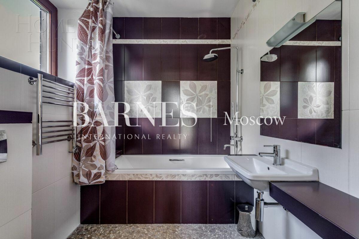 2-этажный таунхаус 380 м² с отделкой