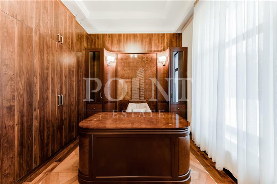 2-этажный коттедж 400 м² с отделкой