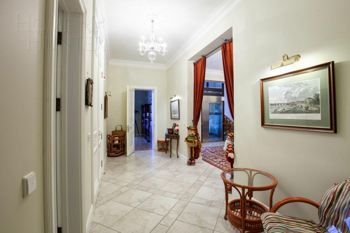 2-этажный коттедж 972 м² с отделкой