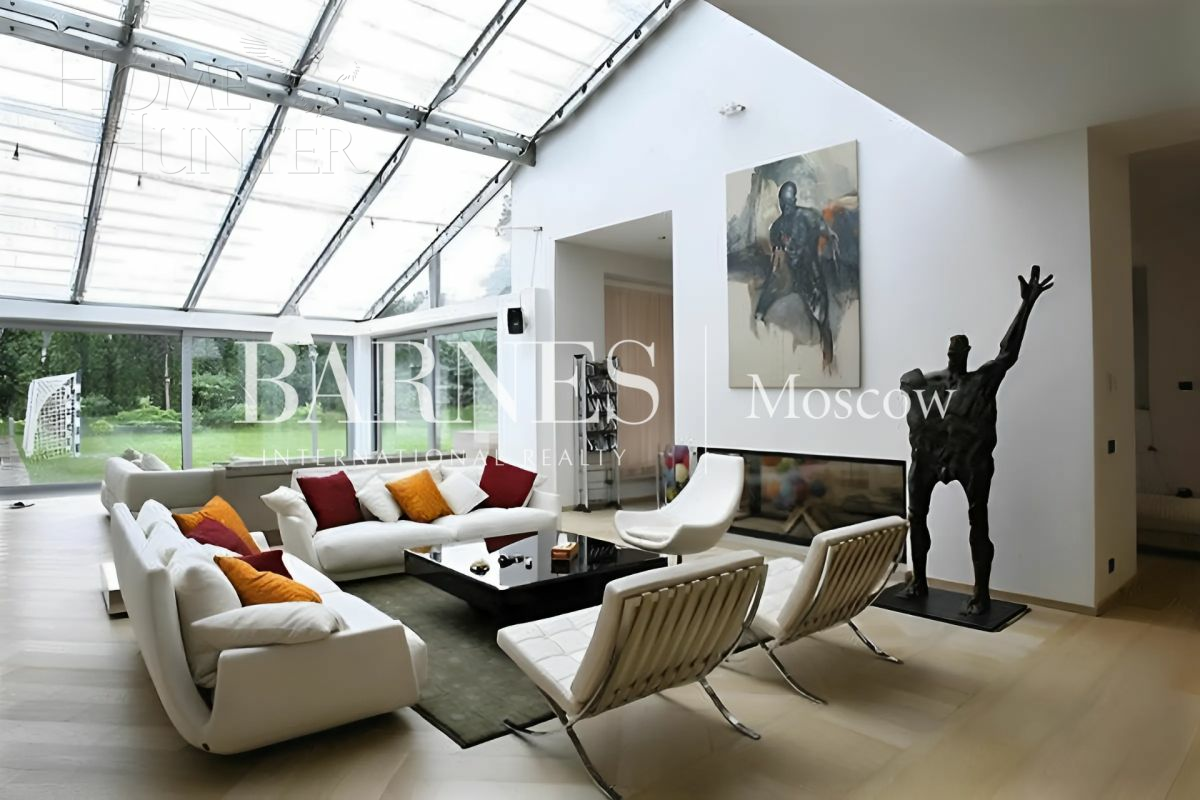 2-этажный коттедж 1 035 м² с отделкой