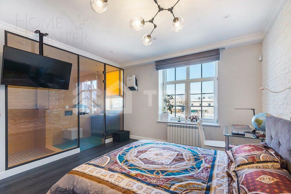 3-этажный коттедж 550 м² с отделкой