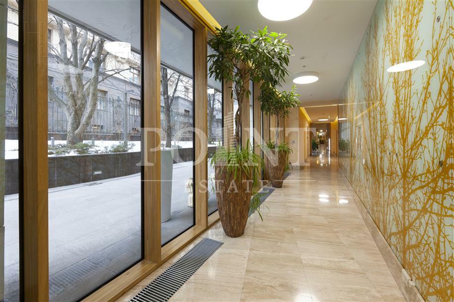 3-КОМН. КВАРТИРА С ОТДЕЛКОЙ 218 М² НА 2 ЭТАЖЕ