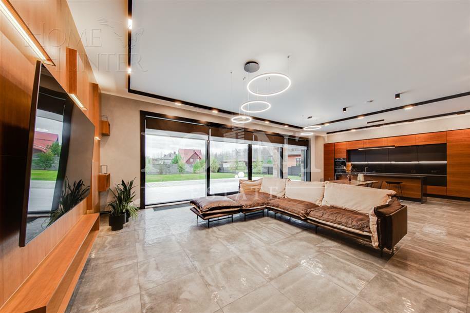 2-этажный коттедж 540 м² с отделкой