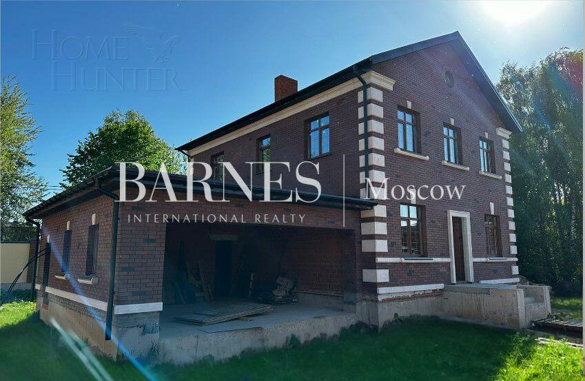 2-этажный коттедж 350 м² без отделки