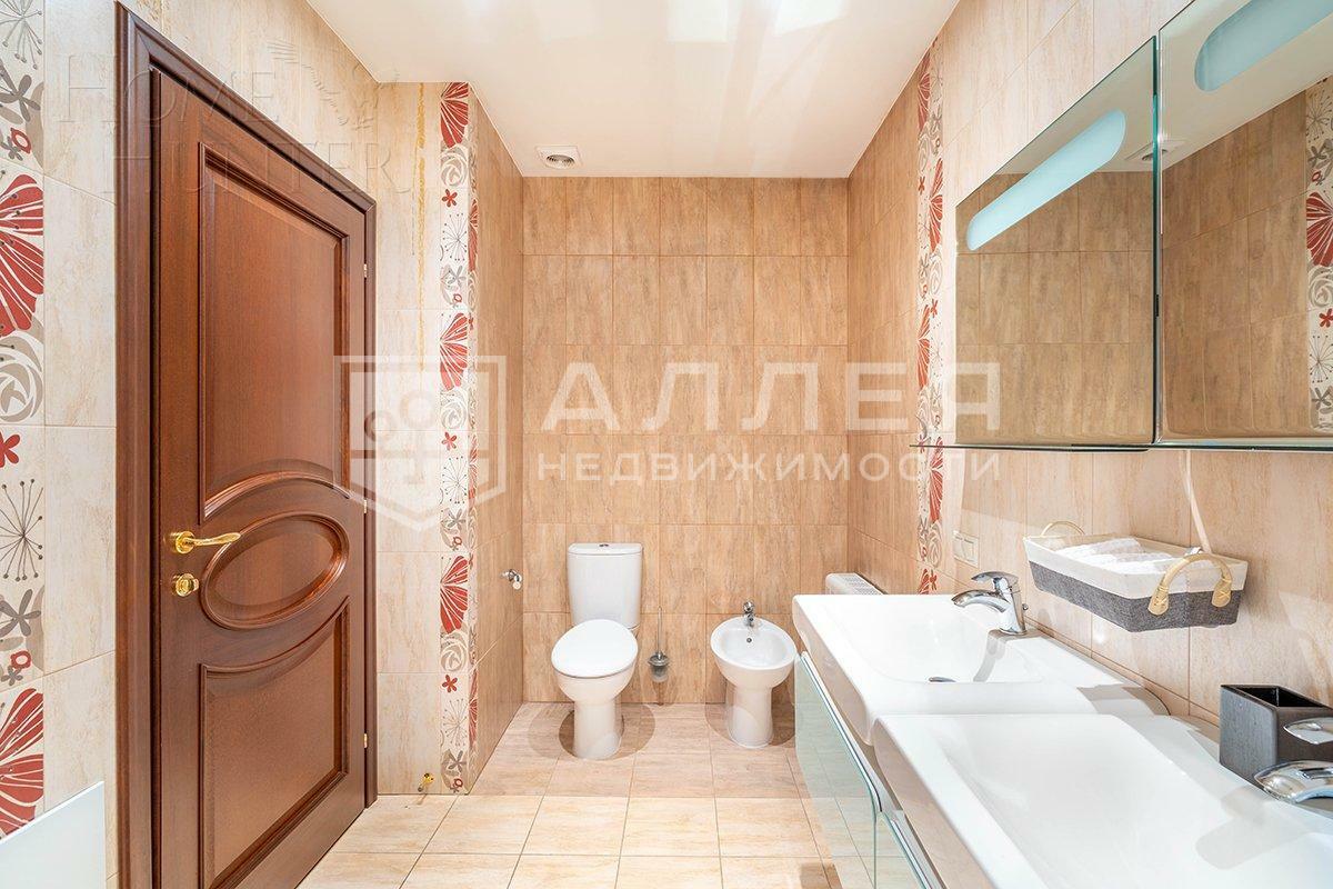 2-этажный коттедж 3 817 м² с отделкой