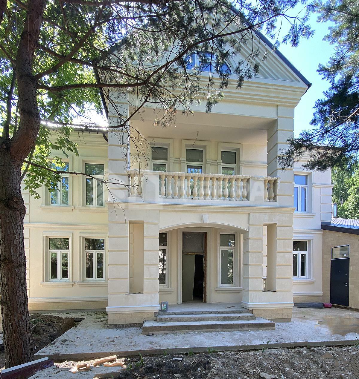 2-этажный коттедж 792 м² без отделки