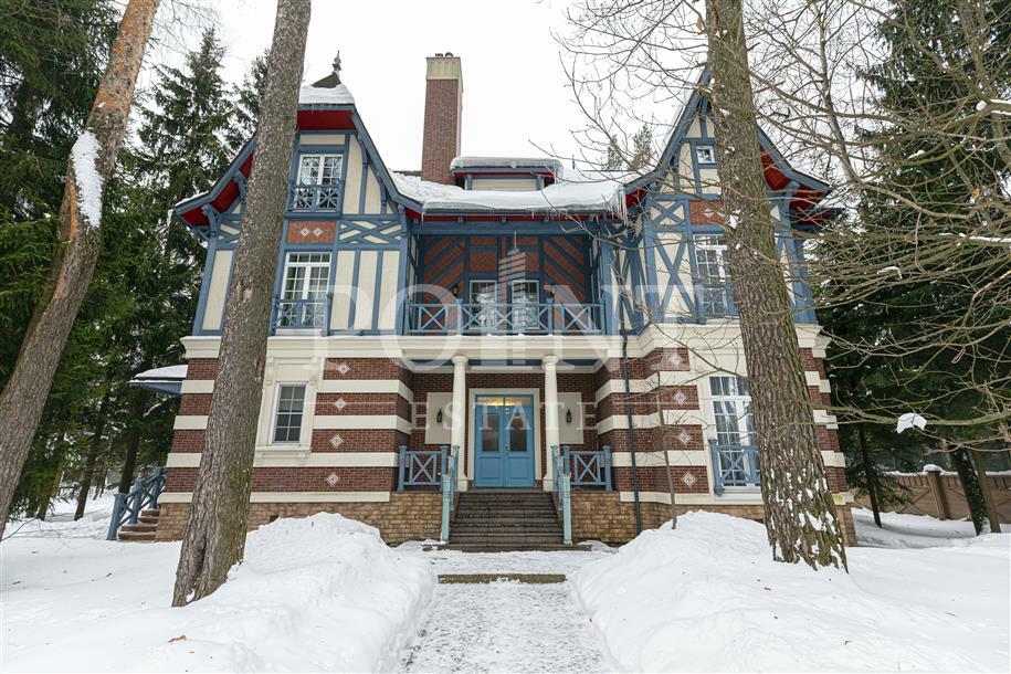 2-этажный коттедж 687 м² с отделкой