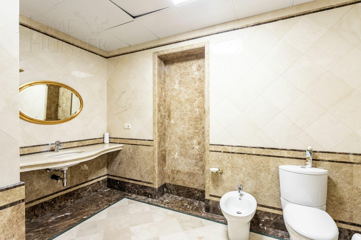 2-этажный коттедж 900 м² с отделкой