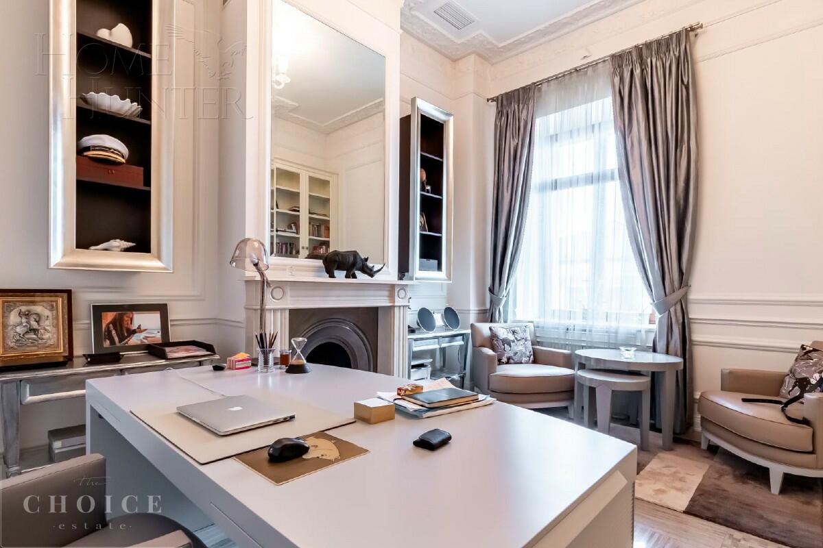 2-этажный коттедж 1 100 м² с отделкой