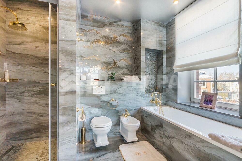 3-этажный коттедж 550 м² с отделкой