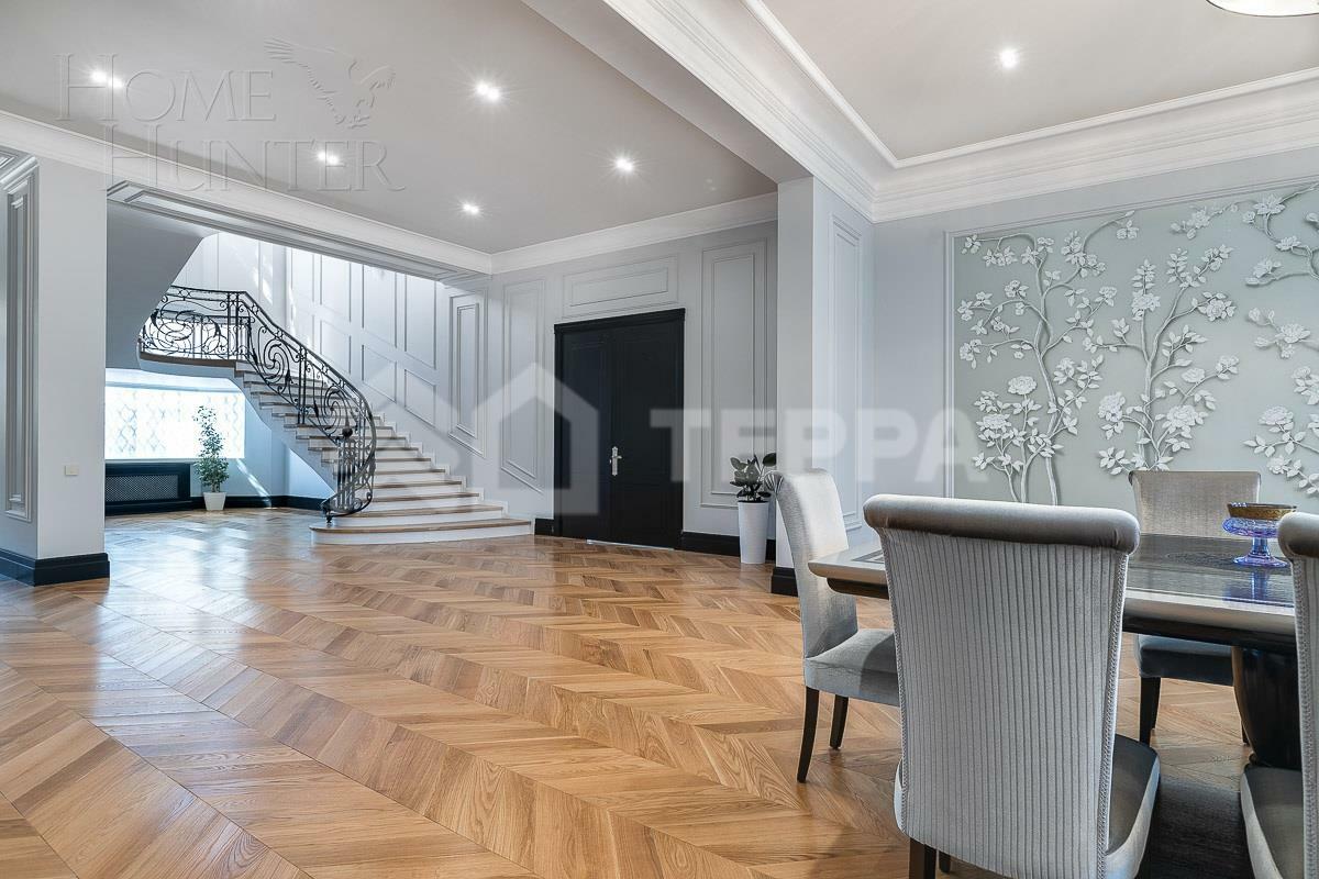 2-этажный коттедж 1 086 м² с отделкой