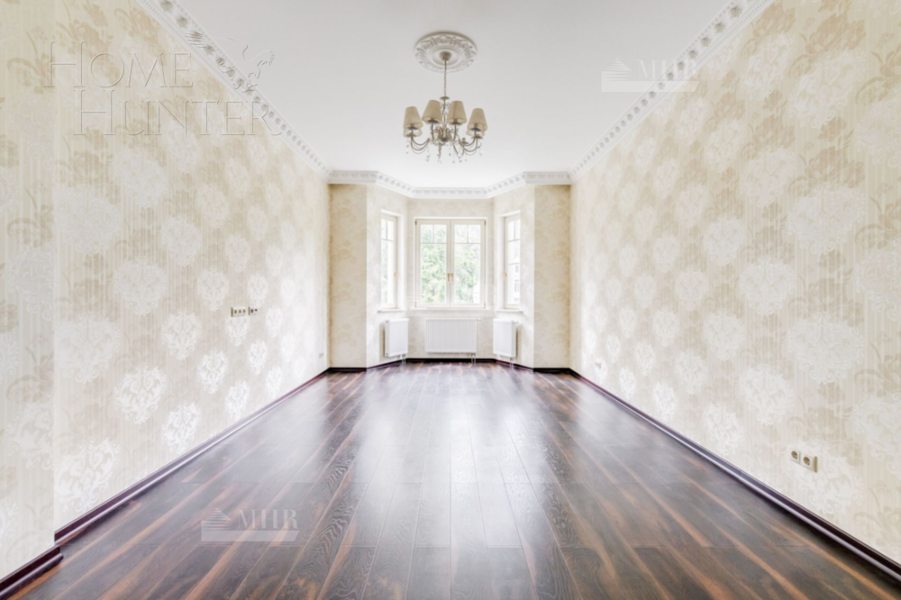 3-этажный коттедж 580 м² с отделкой