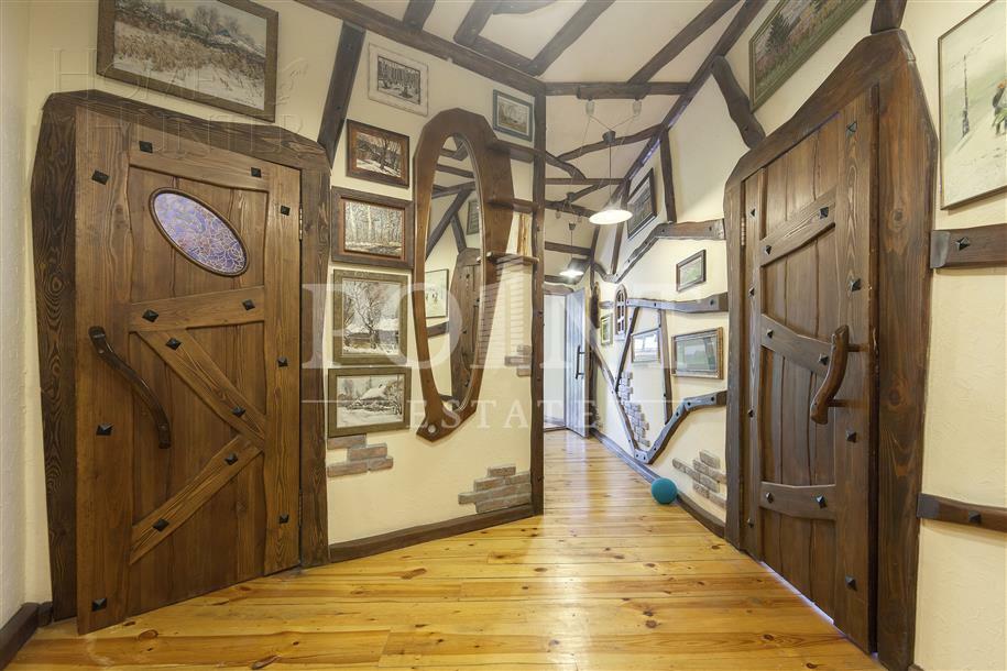 2-этажный коттедж 340 м² с отделкой