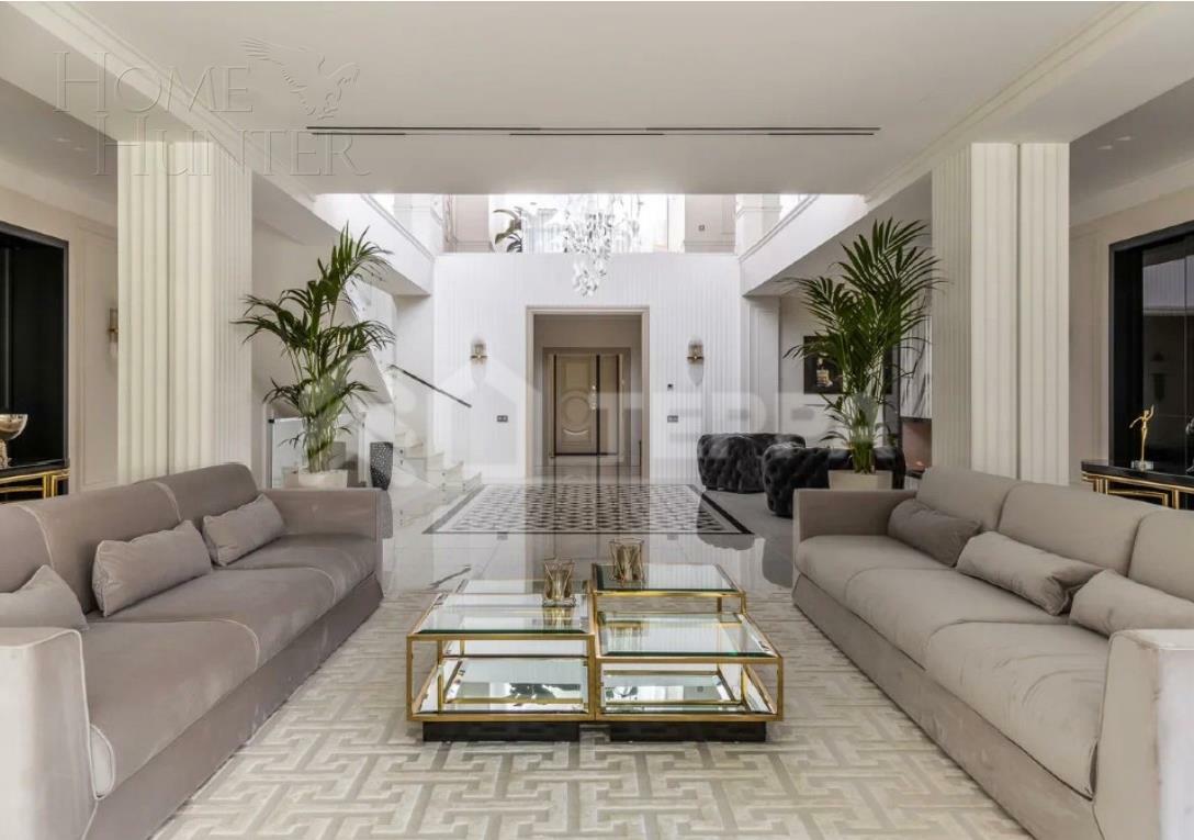 2-этажный коттедж 1 130 м² с отделкой