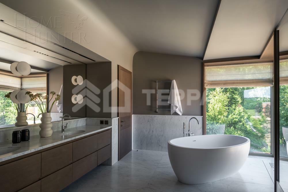 2-этажный коттедж 2 325 м² с отделкой