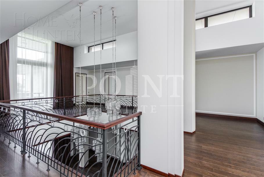 2-этажный коттедж 967.94 м² с отделкой