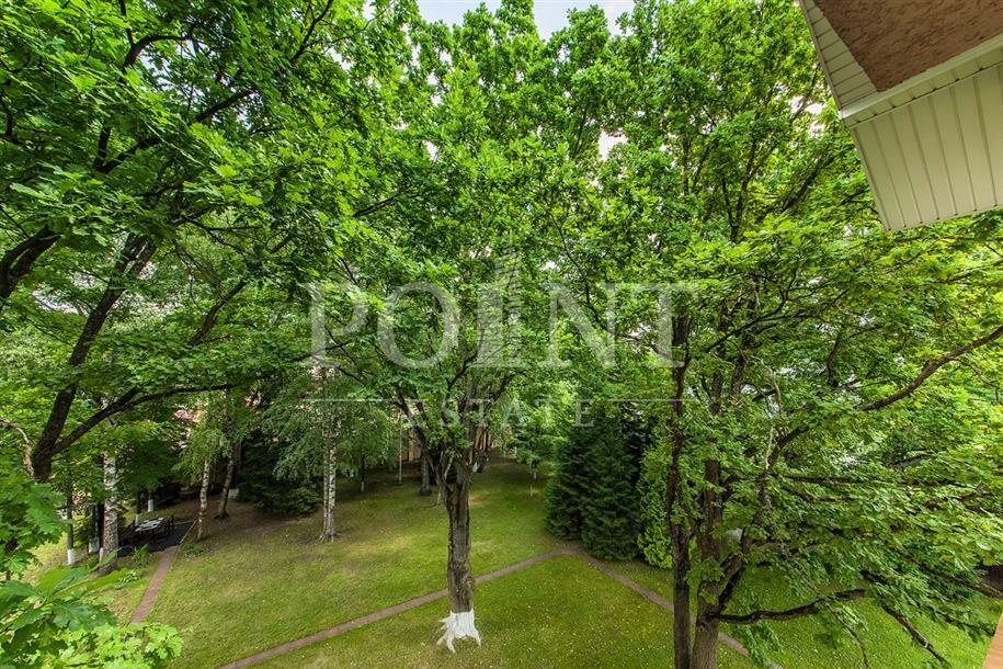 3-этажный коттедж 850 м² с отделкой