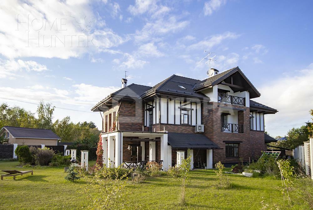 2-этажный коттедж 560 м² с отделкой