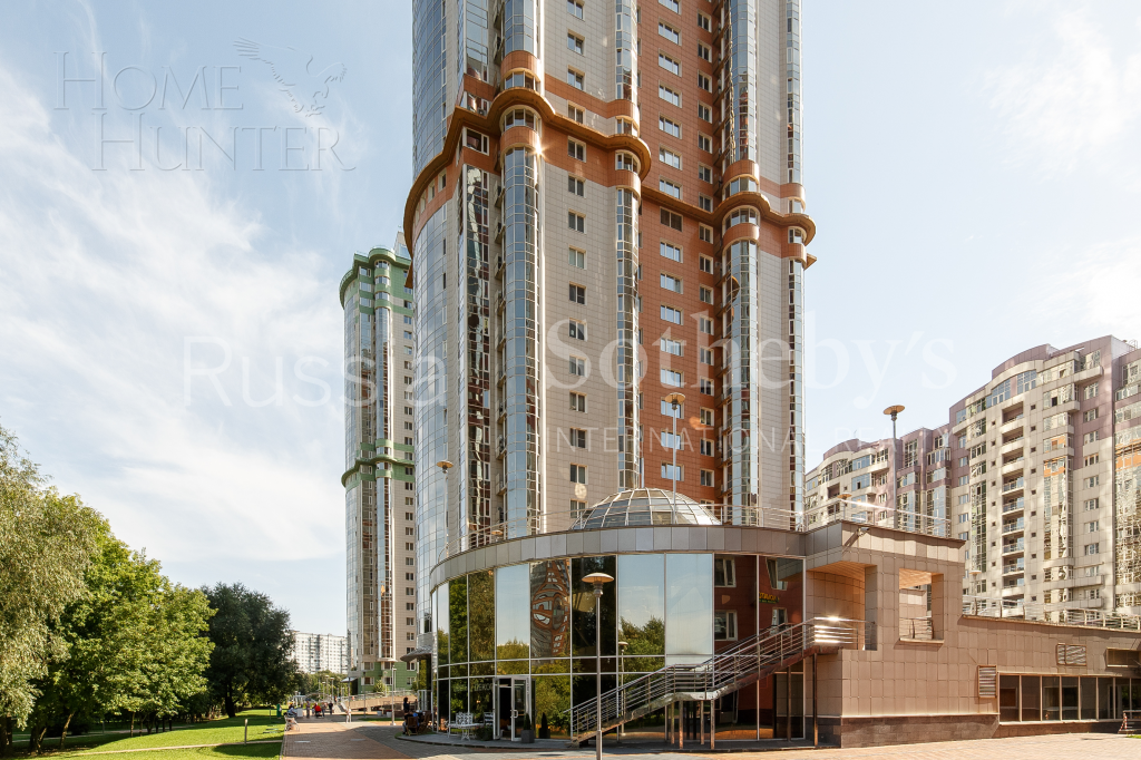 3-КОМН. КВАРТИРА С ОТДЕЛКОЙ 131 М² НА 4 ЭТАЖЕ
