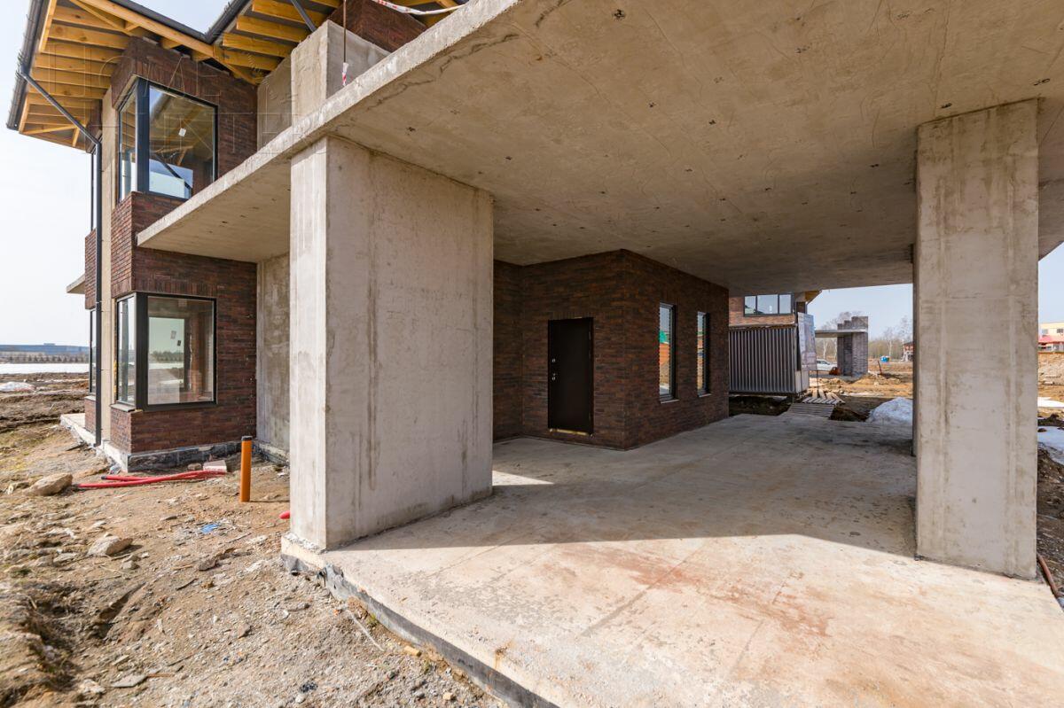 2-этажный коттедж 320 м² без отделки